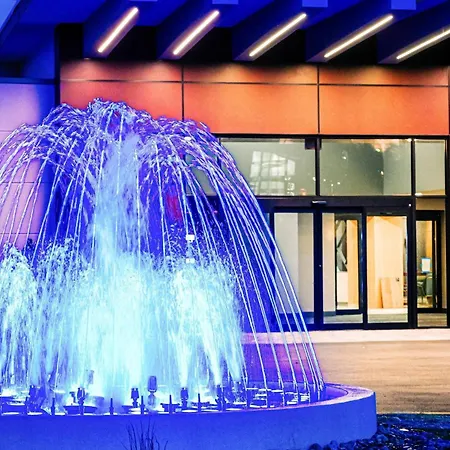 Delta Hotels By Marriott Cincinnati Sharonville-3